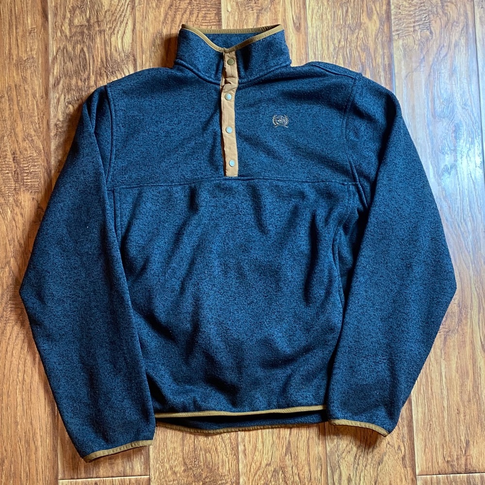 Cinch mens XL gray Sweater with Gold Details